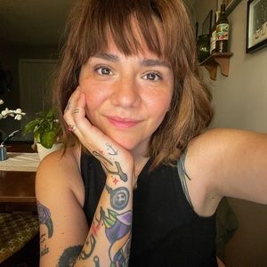 Meet your Posher, Serthia